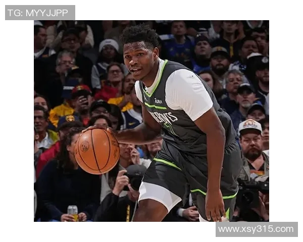 戈贝尔重申冠军雄心:每晚全力以赴为球队定调 戈贝尔重申冠军雄心:每晚全力以赴为球队定调